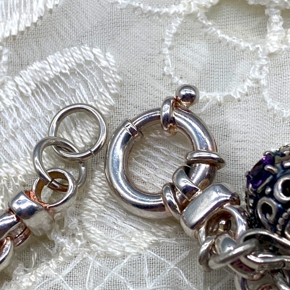 Vintage sterling silver, chunky and heavy charm bracelet 8 inches in length π - Picture 8 of 10